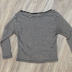 Brandy Melville Striped Long Sleeve Cropped top (O/S)